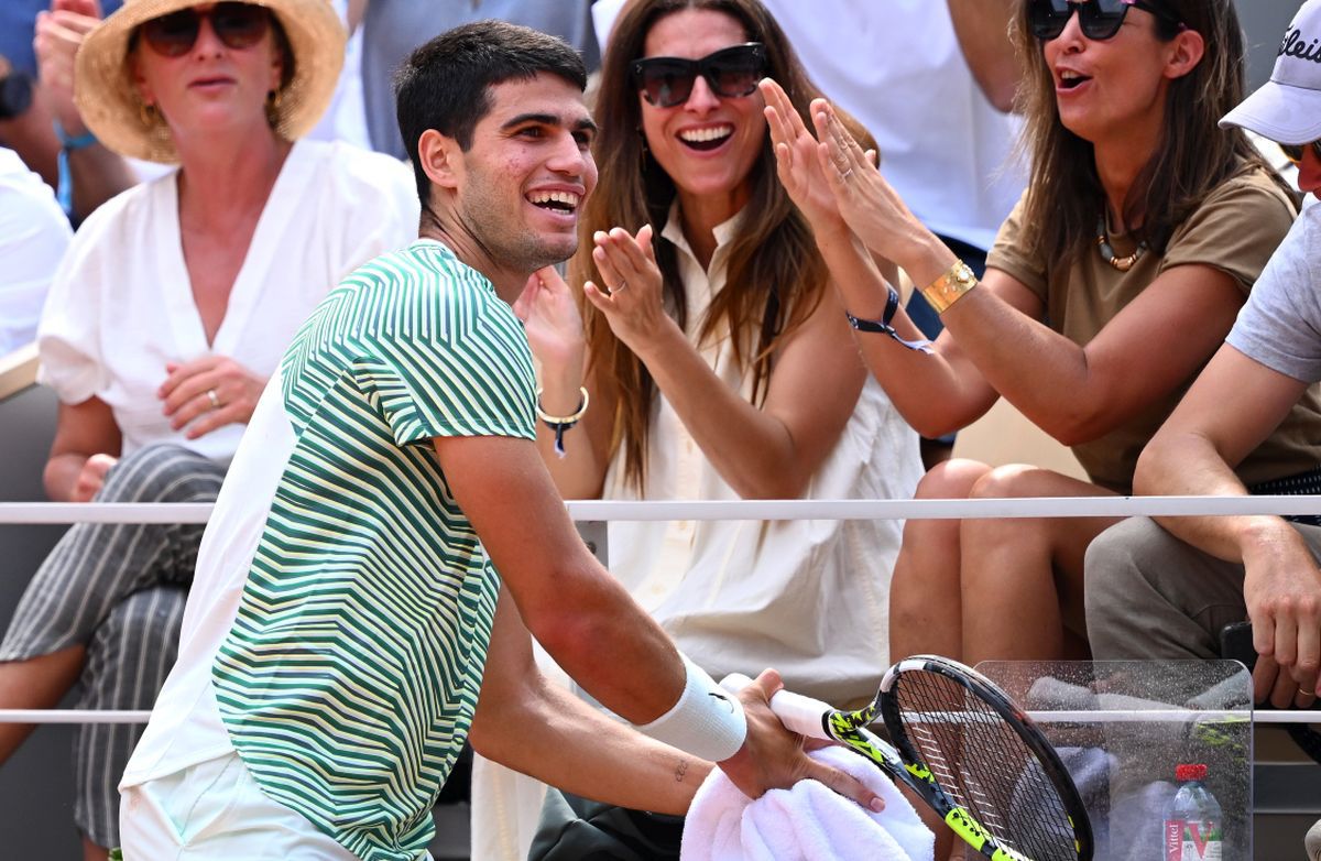 Execuție de pe altă planetă reușită de Alcaraz în semifinala cu Djokovic: „N-am mai văzut așa ceva!” » Nole a aplaudat împreună cu spectatorii