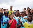 Cristiano Ronaldo, în mijlocul puștilor / Foto: X Cristiano Ronaldo