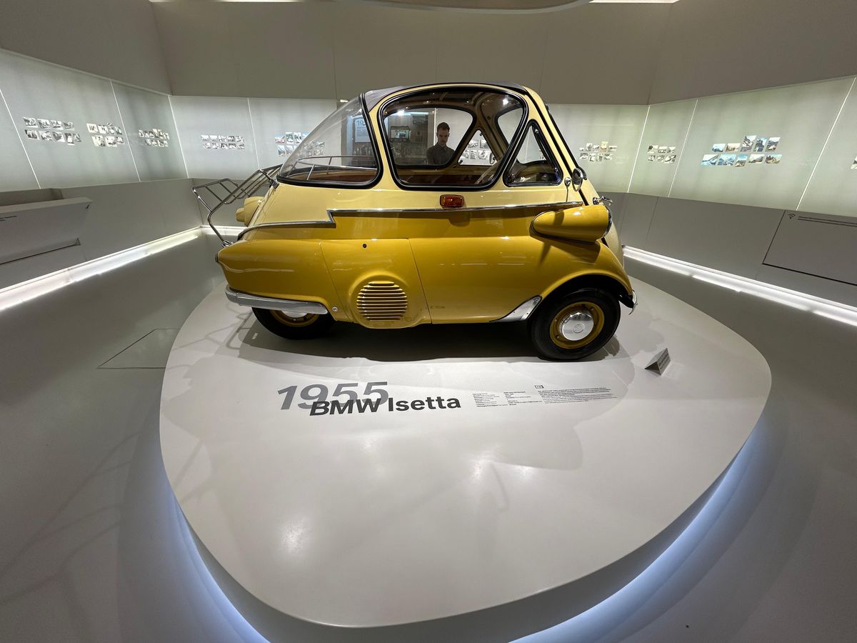 Corespondență din Germania - Muzeul BMW