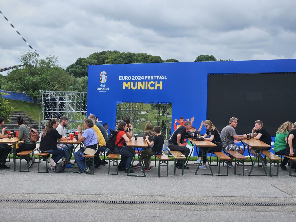 Cum arată lucrările la Fan Zone-ul EURO 2024 din Munchen
