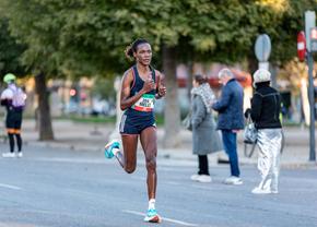 Joan Chelimo Melly aduce prima medalie a României la Campionatele Europene de atletism, argint la semimaraton!