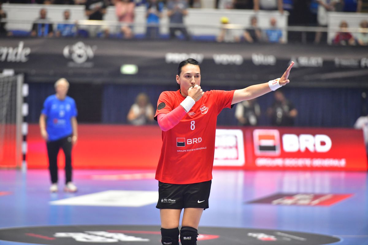 Handbalistele românce prezente la Gala Neagu