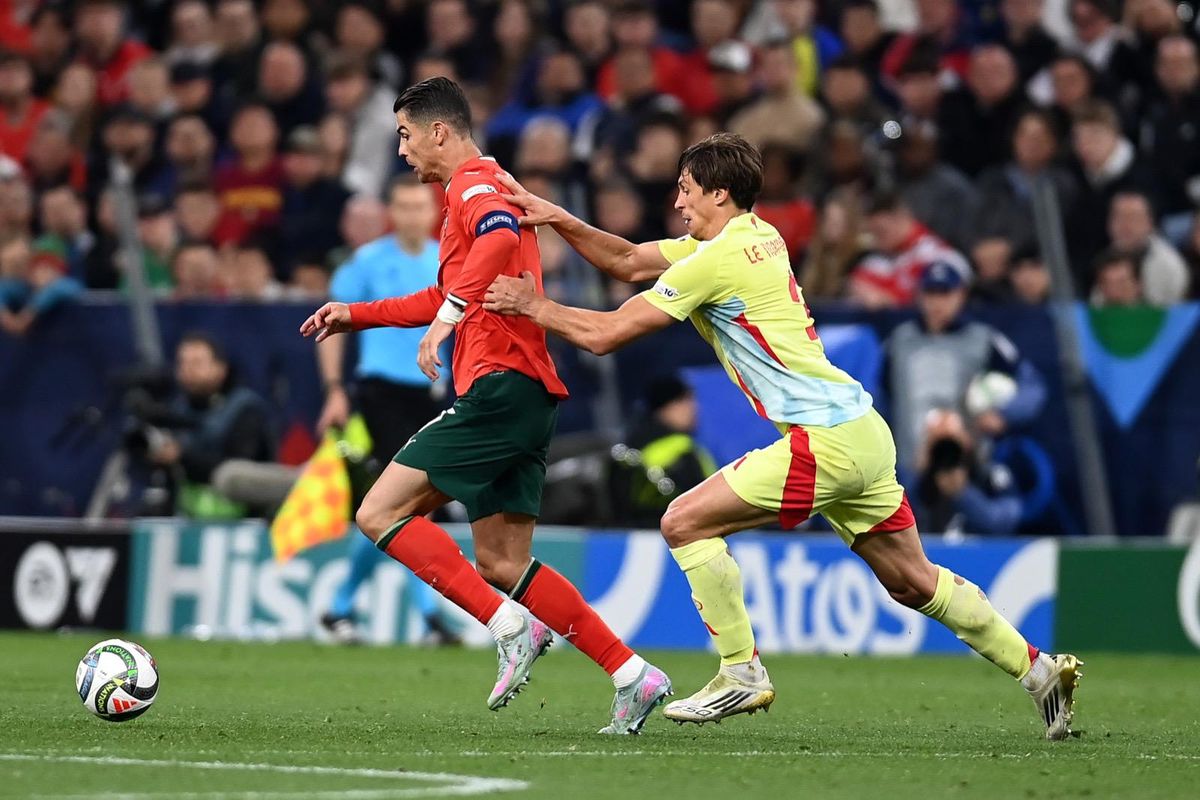 Cine a ieșit mai bine din duelul Lamine Yamal - Cristiano Ronaldo