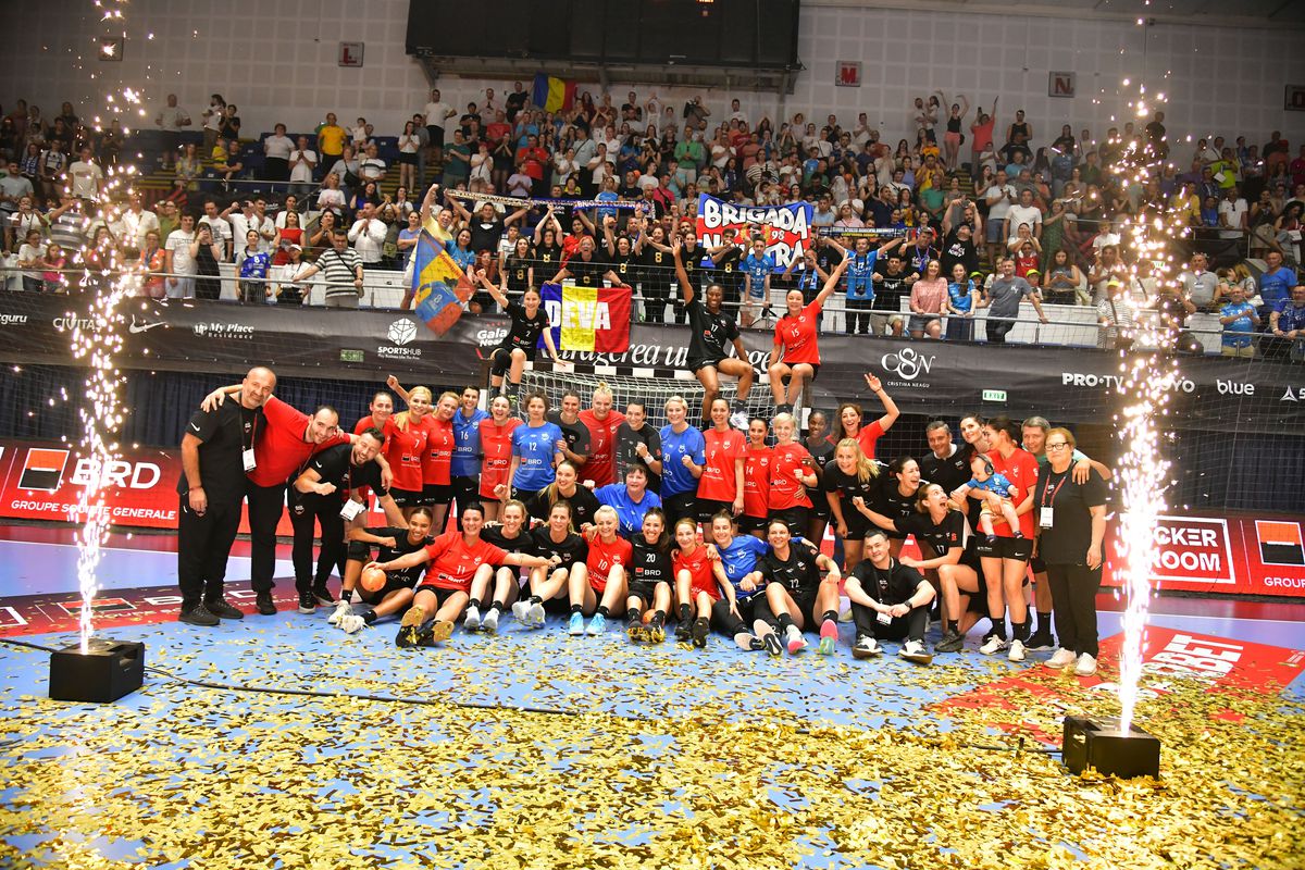 Handbalistele românce prezente la Gala Neagu