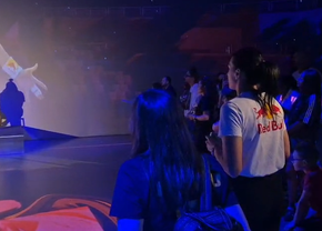 Cristina Neagu și prietenele, party la MINA » Descătușare după un week-end full: „Chiar vorbeam despre cum o să petrecem”