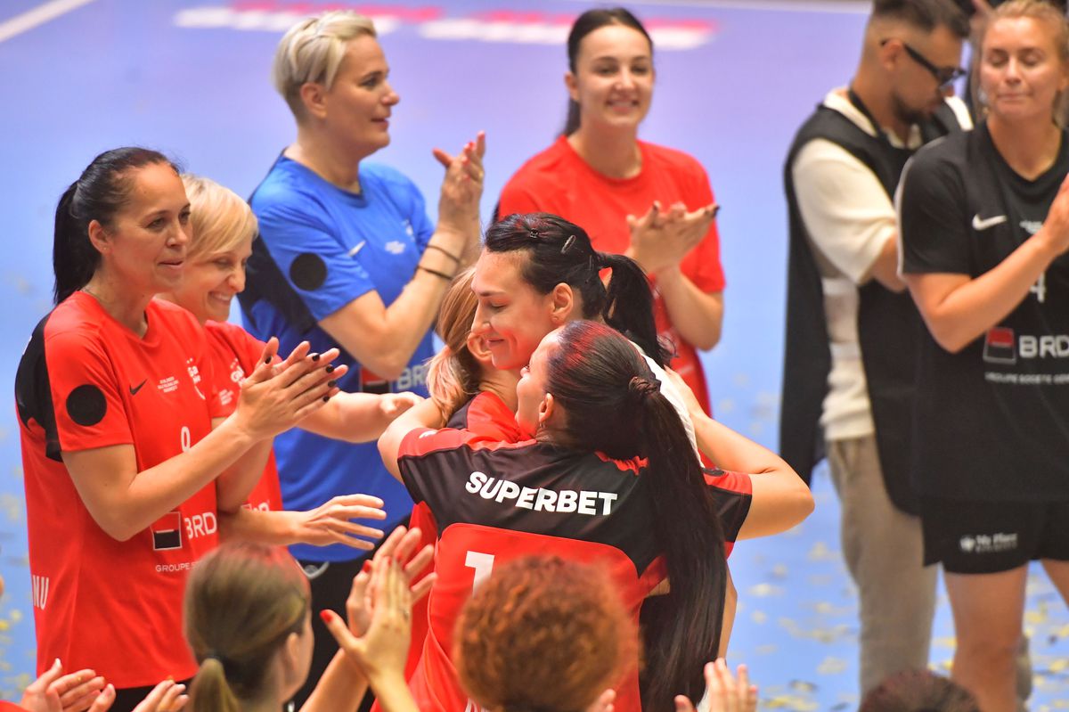 Handbalistele românce prezente la Gala Neagu