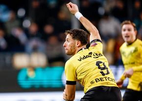 Atacantul grec Konstantinos Doumtsios, ultima dată la Den Bosch, a fost prezentat la clubul din Superligă