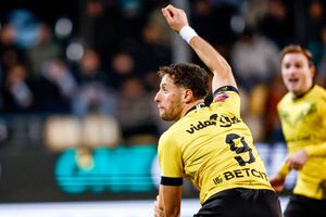 Atacantul grec Konstantinos Doumtsios, ultima dată la Den Bosch, a fost prezentat la clubul din Superligă