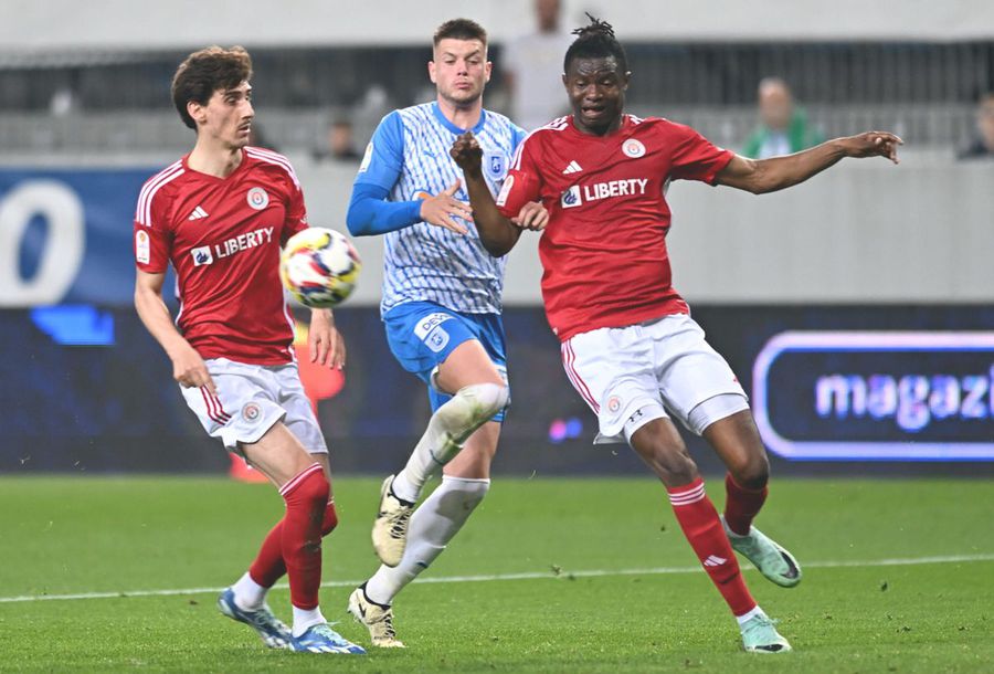 Jonathan Cisse, jucând pentru Oțelul / foto: Imago Images Probleme mari pentru U Cluj! » Încă un om important ratează preliminariile Conference League: „E grav”