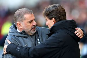 Radu Drăgușin are un nou antrenor la Tottenham! Tehnicianul vine la pachet și cu vedeta actualei echipe