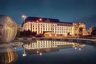Naționala României s-a cazat la Bratislava vizavi de Reședința Prezidențială! Cât costă o cameră pe noapte