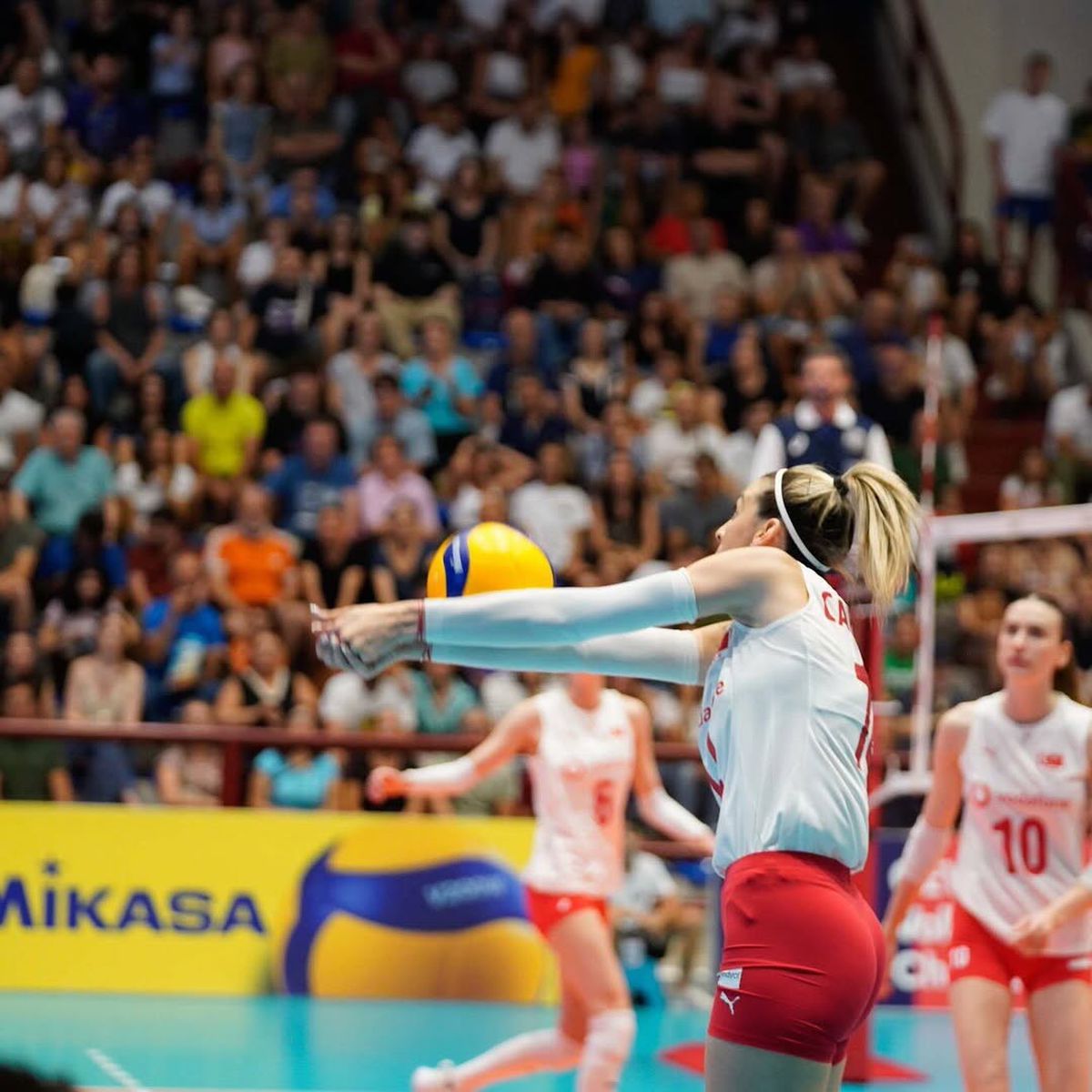 Alexia Căruțașu volei Turcia - diverse