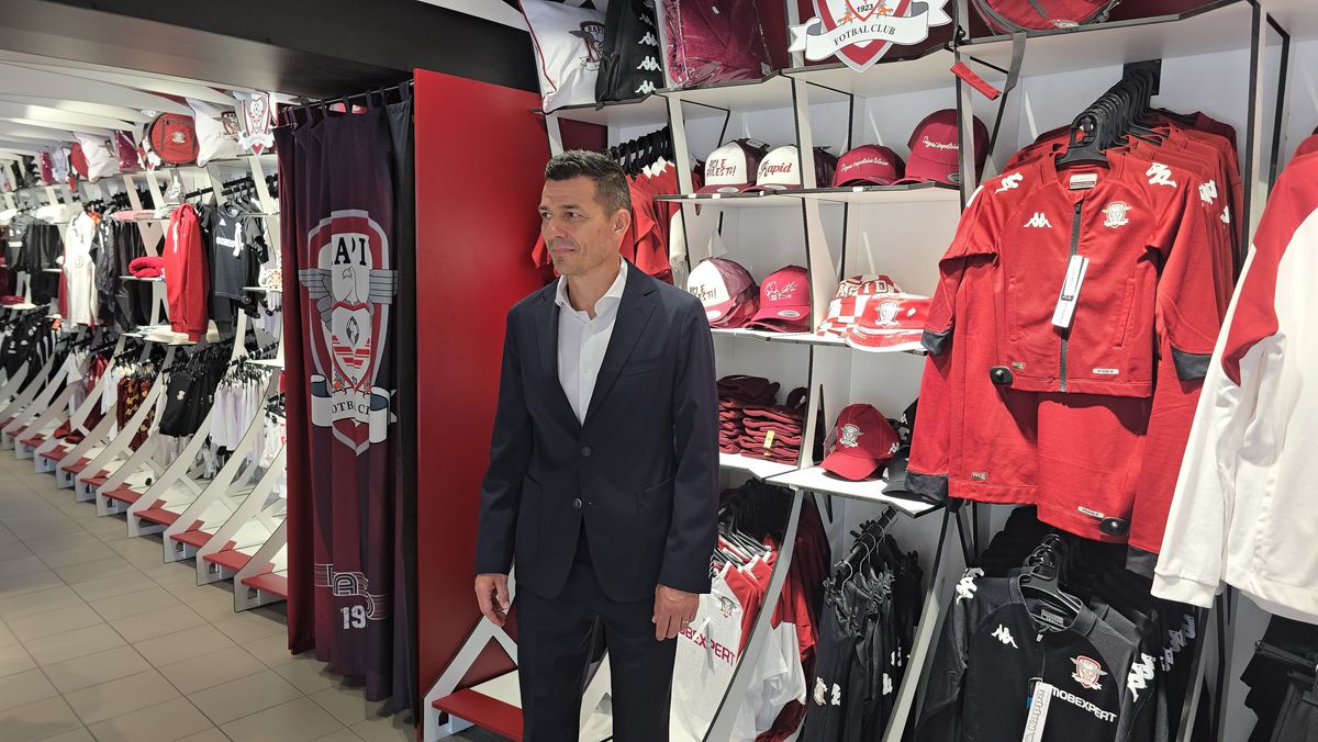 Imagini de la prezentarea lui Costel Gâlcă la Rapid