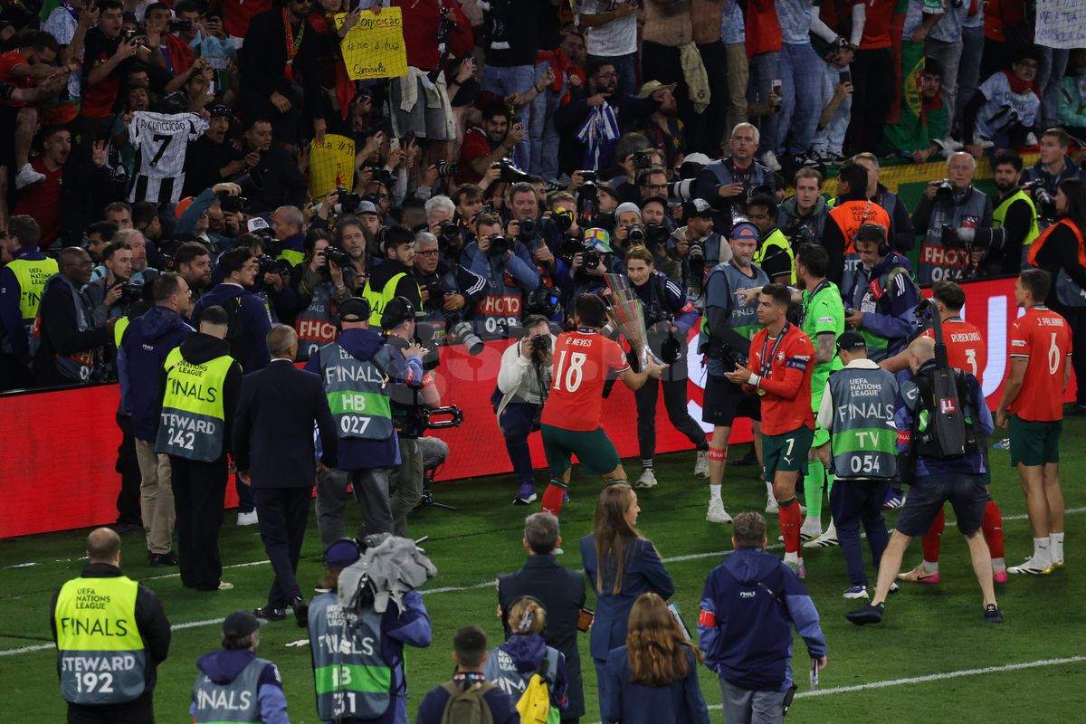 Aroganța și glumele neinspirate ale lui Lamine Yamal! Detalii nevăzute la televizor de la Portugalia - Spania: gesturile superbe făcute de Ronaldo