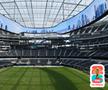 SoFi Stadium din Los Angeles (California) are 70.000 de locuri