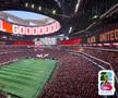 Mercedes-Benz Stadium din Atlanta are 75.000 de locuri