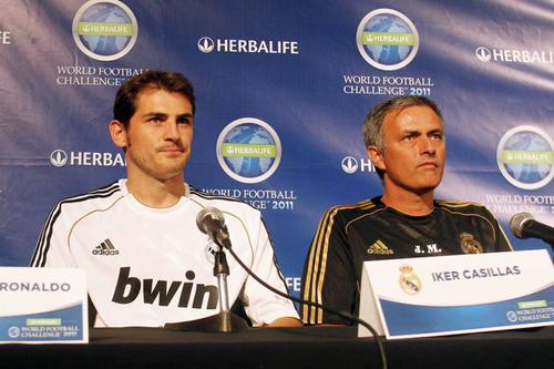 Iker Casillas (stânga) și Jose Mourinho (dreapta) / Foto: Imago Images