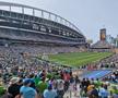 Stadionul Lumen Field din Seattle are are 69.000 de locuri