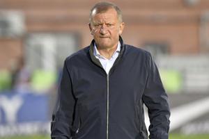 Dorinel Munteanu a semnat » Două milioane de euro de la Primărie: „Va fi manager, va controla tot”