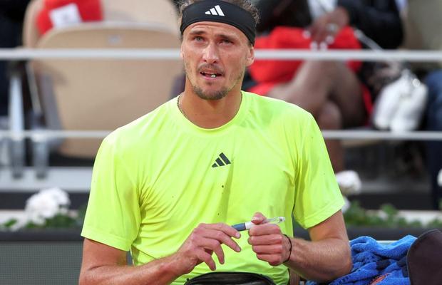 Alexander Zverev, exemplul că se poate! Un medic specialist explică pentru GSP ce înseamnă să joci tenis cu diabet: „Două lupte simultan, publicul vede doar una” + „Acum 20-30 de ani, nu ar fi fost posibil să câștige Roland Garros”