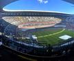 Estadio Azteca din Mexico City are 93.000 de locuri