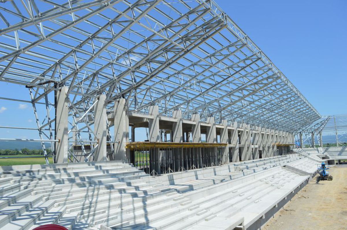 VIDEO + FOTO Cum arată lucrările la stadionul lui Sepsi: „Arena va fi inaugurată în mai 2021. Va fi o perlă!”