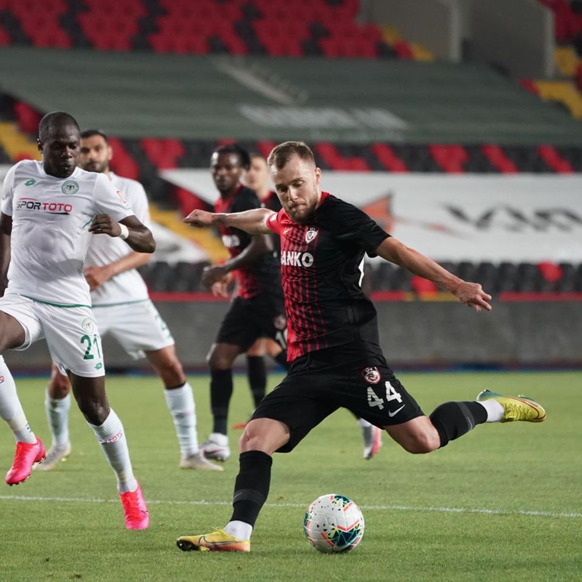 Șumudică, Maxim și Toșca, victorie cu Konyaspor