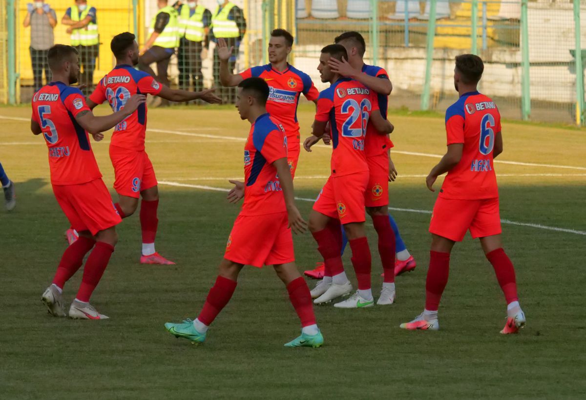 FOTO Gloria Buzău - FCSB amical 09.07.2021