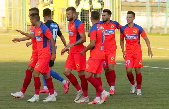 Gloria Buzău - FCSB 1-5 » Cum s-a descurcat nou-venitul Zdenek Ondrasek