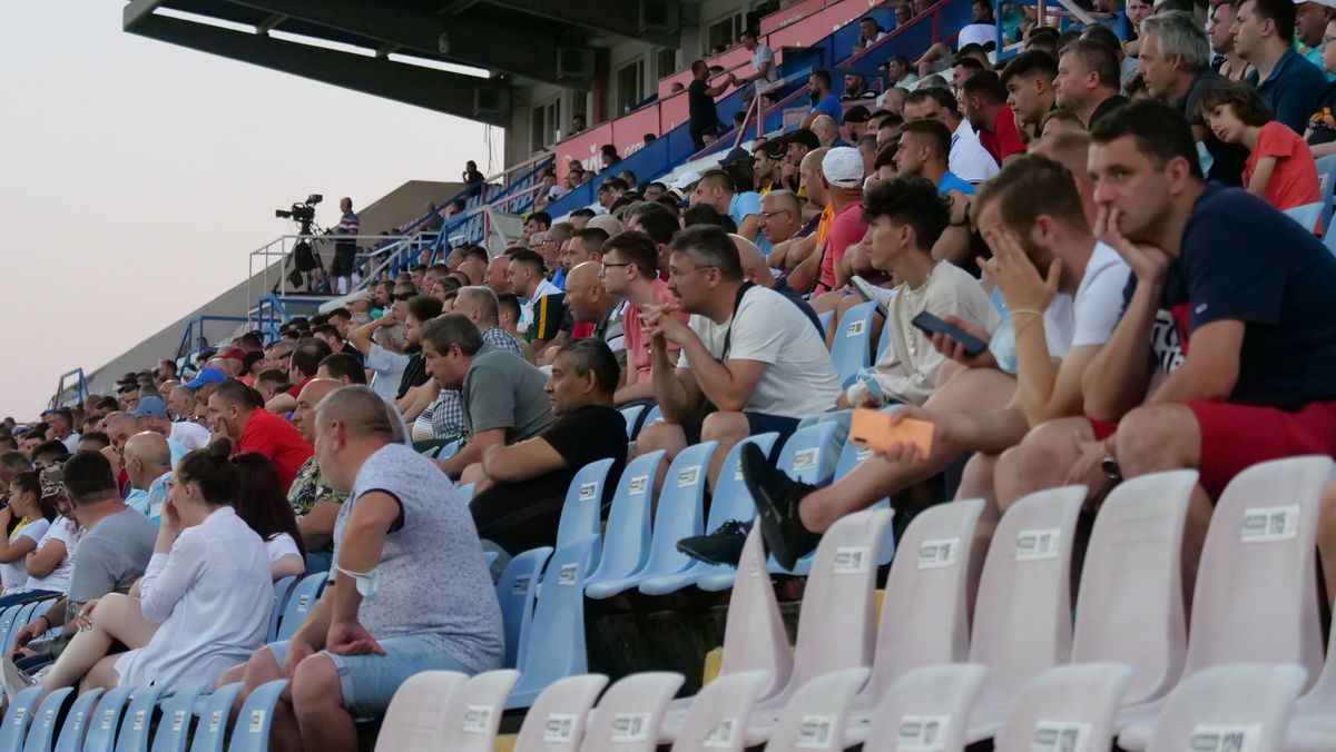 Au fost afișate cotele la titlu în Liga 1! » Marea favorită + cum stau Dinamo, Rapid și FCU Craiova