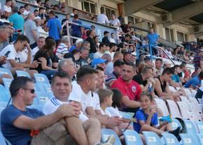 4.000 de spectatori la amicalul Gloria Buzău - FCSB. Contre între suporteri: „FCSB nu e Steaua”
