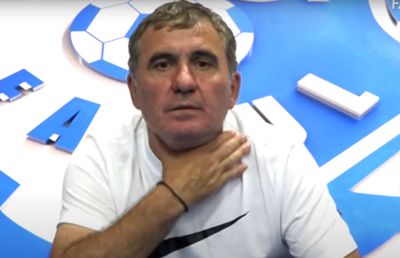 Gică Hagi, conferinţă-maraton despre lipsa banilor: „Eu am luat-o cu colacul acum. Sunt în mare” + Ce salariu a avut în sezonul precedent: „Eu muncesc, tot eu plătesc. Am intrat în groapă”