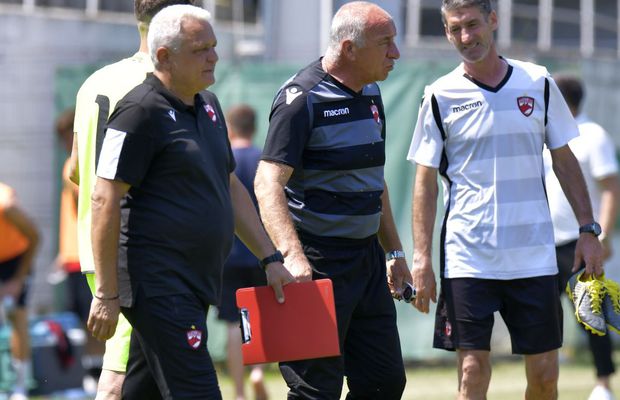 De ce a lipsit Iulian Mihăescu, cel mai longeviv om din staff, de la amicalul lui Dinamo cu Unirea Slobozia