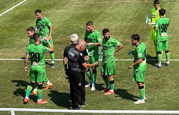 Semnal de alarmă la Dinamo: „10 transferuri sau Liga 3 scrie pe noi”