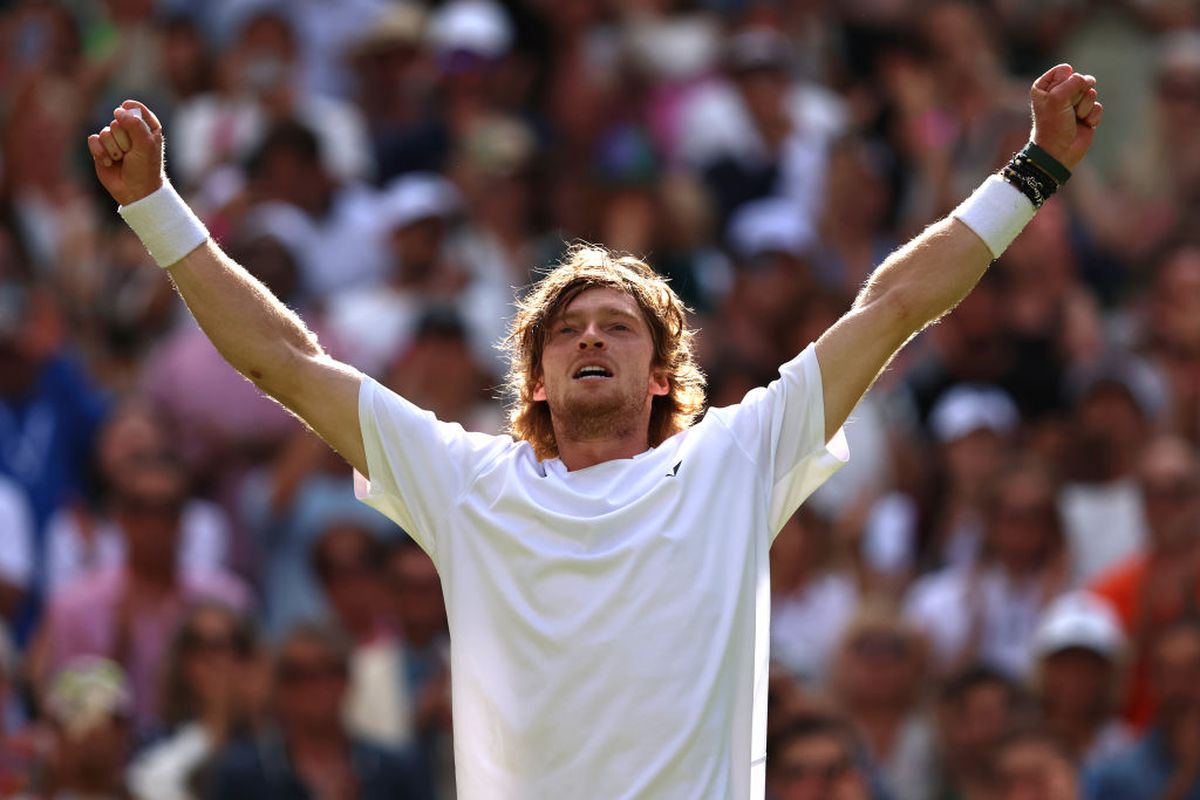 „Cea mai norocoasă lovitură din toate timpurile” » Rublev a reușit punctul anului la 6-5 în decisivul cu Bublik + Wilander, șocat: „N-am văzut niciodată așa ceva”