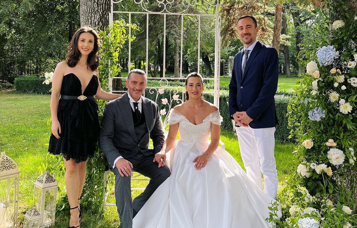 Imagini spectaculoase de la nunta Cătălinei Ponor » Și-a uimit invitații! Cum au apărut mirele și mireasa