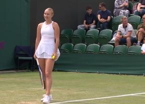 La 16 ani, Mirra Andreeva s-a calificat în „optimile” Wimbledon 2023 » Anunțul amuzant făcut de arbitru în primul game: „Vă rog!”