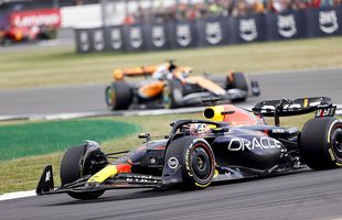 Verstappen câștigă pe Silverstone, dar weekendul este „papaya”!