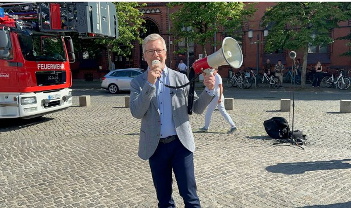 Toni, între ei s-ar simți fetița ta în siguranță? Cum au marcat retragerea lui Kroos fanii din orașul natal al starului neamț