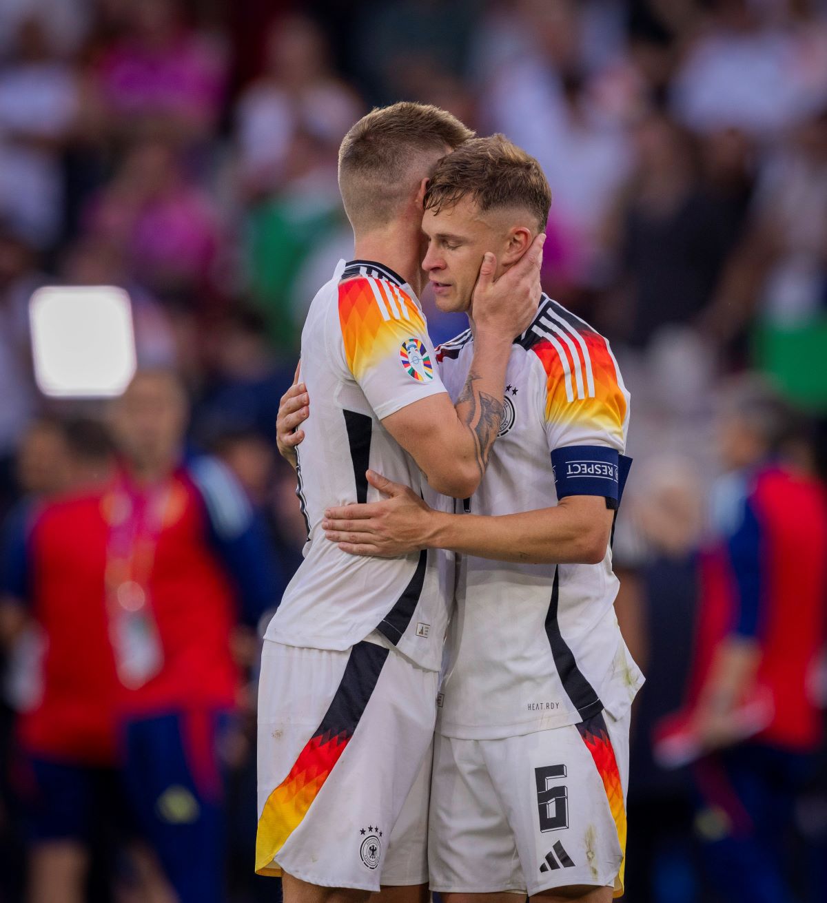 Toni Kroos, omagiat de 550 de oameni din orașul natal, Greifswald