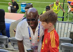 Spania - Franța, superduel în semifinalele EURO 2024 » Reporterii GSP transmit de la stadion: echipa de start a ibericilor + Francezii au ajuns la arenă