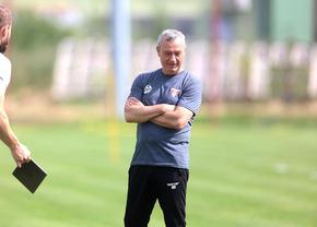 Mircea Rednic anunță transferul unui internațional înaintea partidei cu Rapid: „Va ajunge în seara asta”