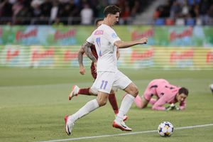 FCSB - Inter d'Escaldes 1-0 » Miculescu deschide scorul în minutul 37
