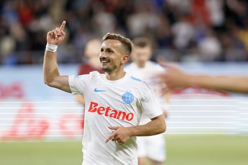 Gol splendid marcat de FCSB » Intrat la pauză, Ștefănescu a trimis din voleu în vinclu