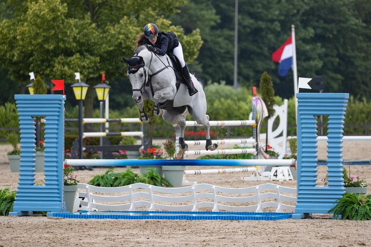 Daria Copos echitație concursuri, fiica lui George Copos