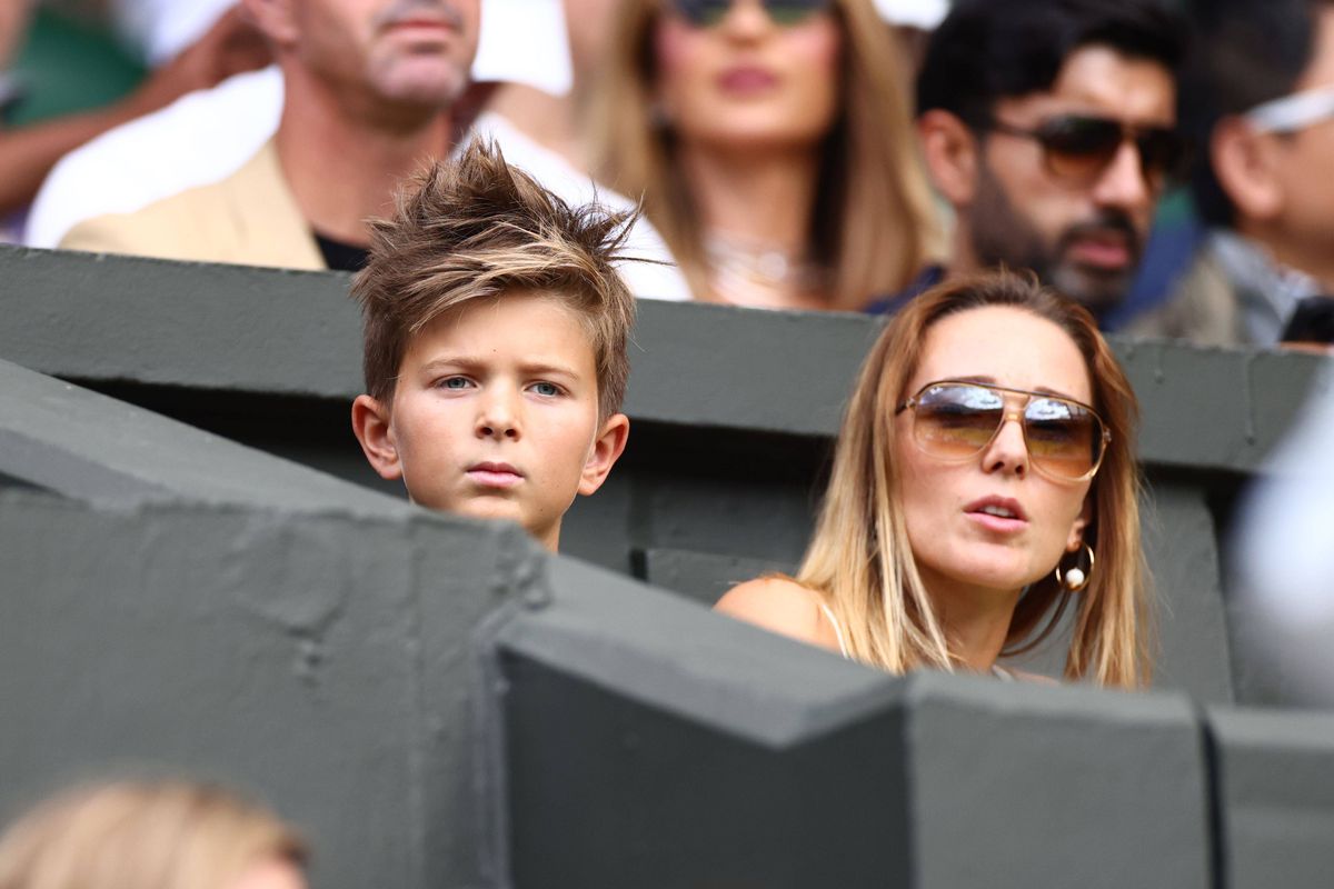 Novak Djokovic l-a depășit pe Roger Federer! Sârbul s-a accidentat în ultimul game, iar Jelena și-a pus mâinile pe cap