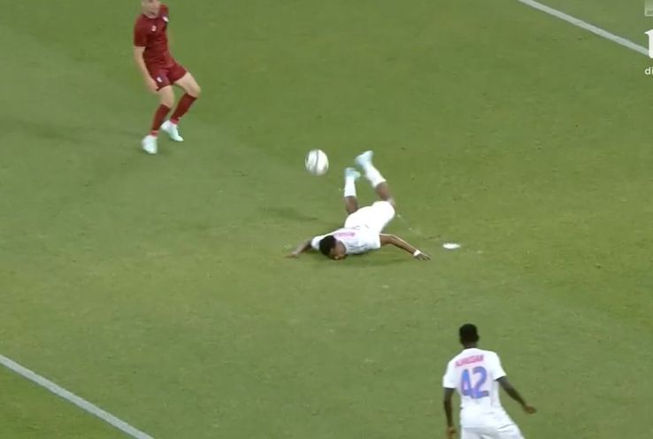 Gafa lui Ngezana în FCSB - Inter D'Escaldes