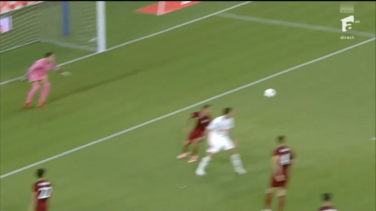 Golul marcat de Ștefănescu în FCSB - Inter D'Escaldes