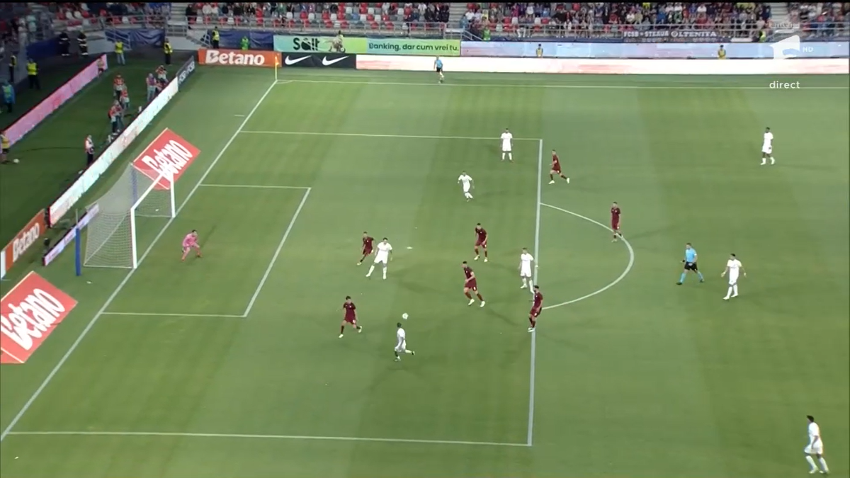 Golul marcat de Ștefănescu în FCSB - Inter D'Escaldes