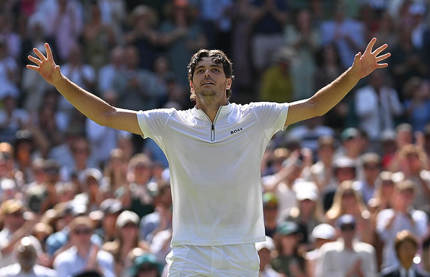 S-a calificat în semifinale la Wimbledon și avertizează: „Am venit pentru titlu, nimeni nu mă poate opri”